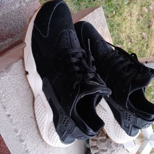 Nike wmns air huarache run sd